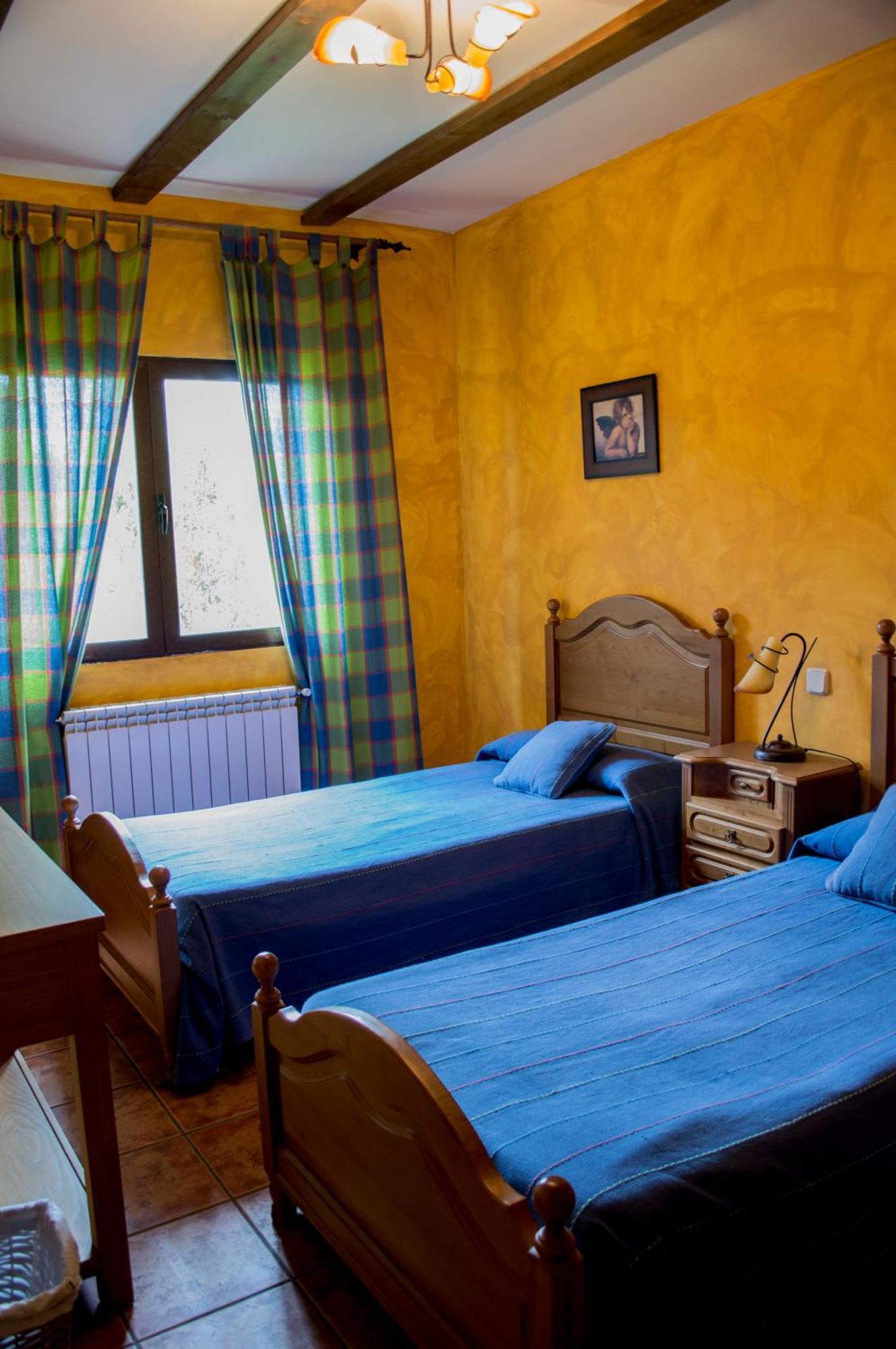 Apartamentos Rurales Alvado Tamajon Buitenkant foto